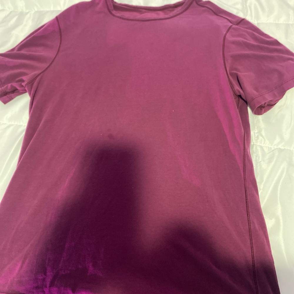 Burgundy lululemon shirt
